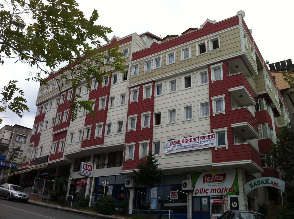 Basak Rezidans Aparthotel ทรับซอน ภายนอก รูปภาพ